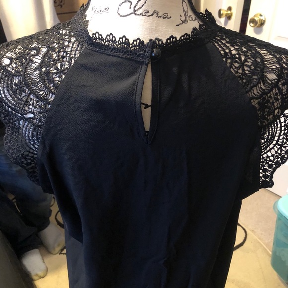 Lace embellished black blouse SZ Large - Picture 5 of 5